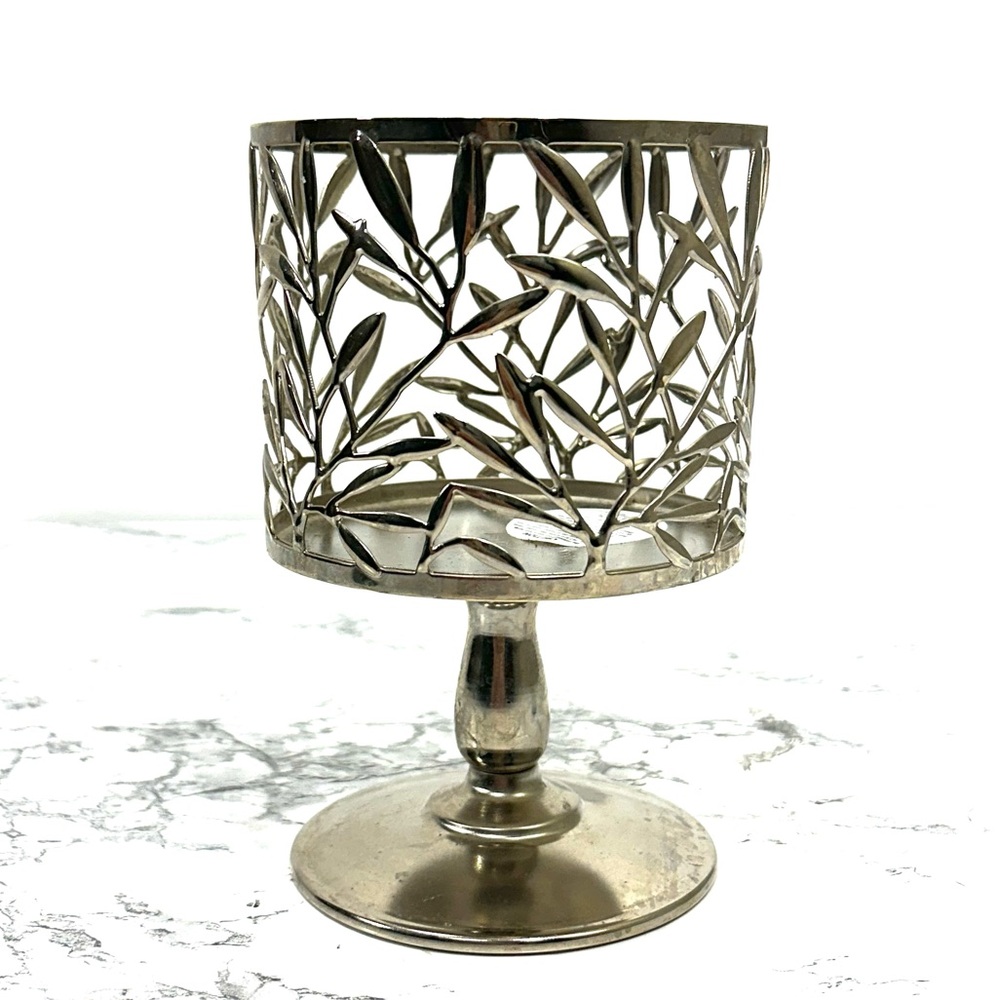 Bath & Body Works Vine Leaf Pedestal 3 Wick Candle Sleeve Holder